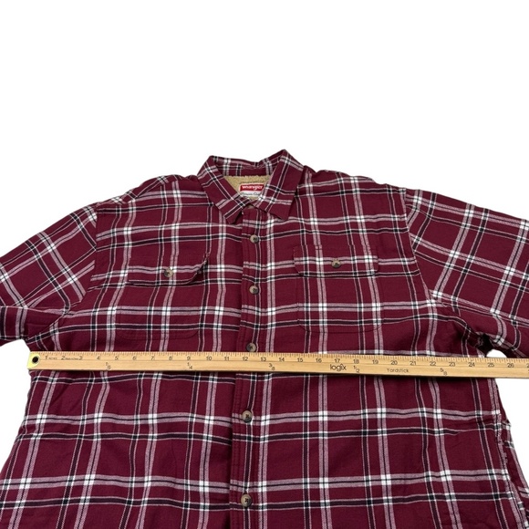 Wrangler Shirt Mens XL Red Plaid Sherpa Lined Shacket Button Up - Picture 9 of 10